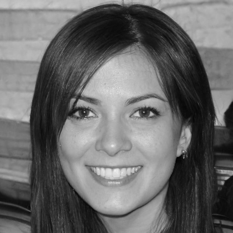 Siriporn Kaewmongkol, Senior Product Designer at TechnoidFlow